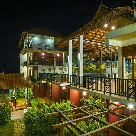 Olive Golden Ridge Resort Chinnakanal Eksteriør bilde