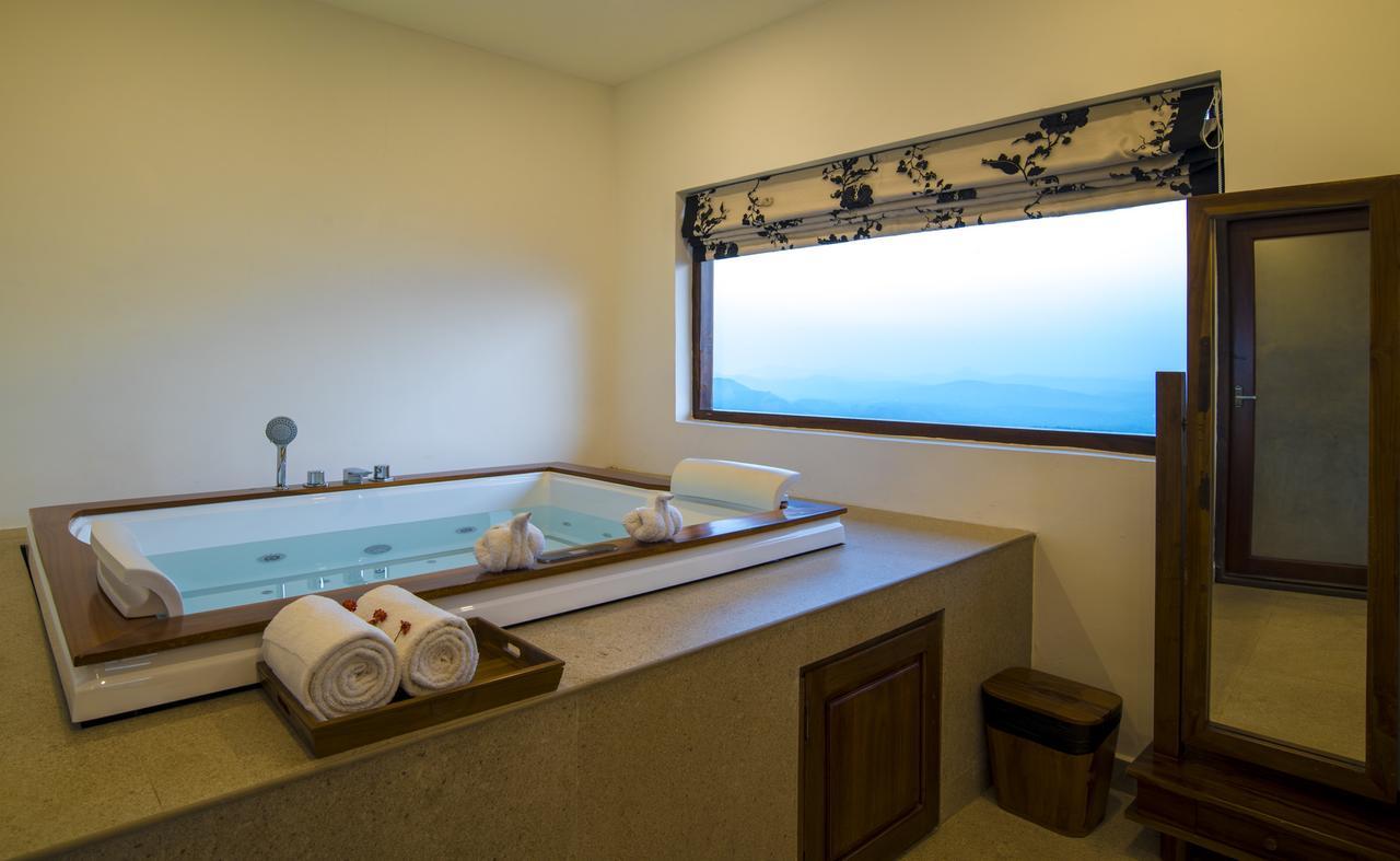 Olive Golden Ridge Resort Chinnakanal Eksteriør bilde